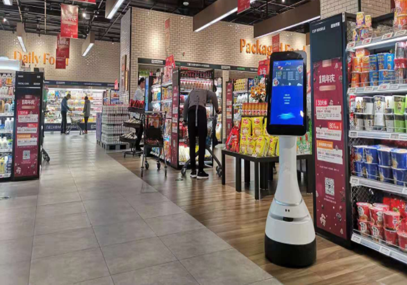 京灵机器人在超市